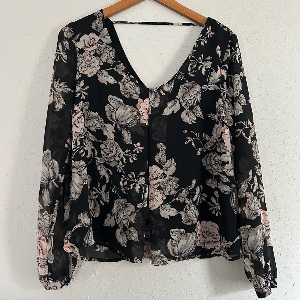 🦋 Forever 21 Black Pink Floral Long Sleeve Blouse XS